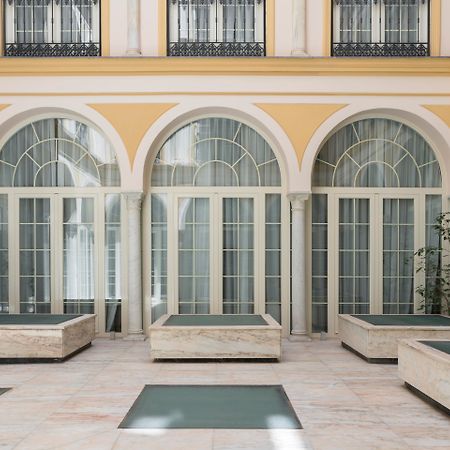 Petit Palace Plaza Malaga Ngoại thất bức ảnh