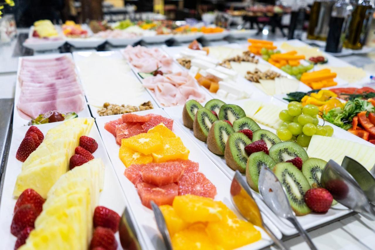 Petit Palace Plaza Malaga Ngoại thất bức ảnh