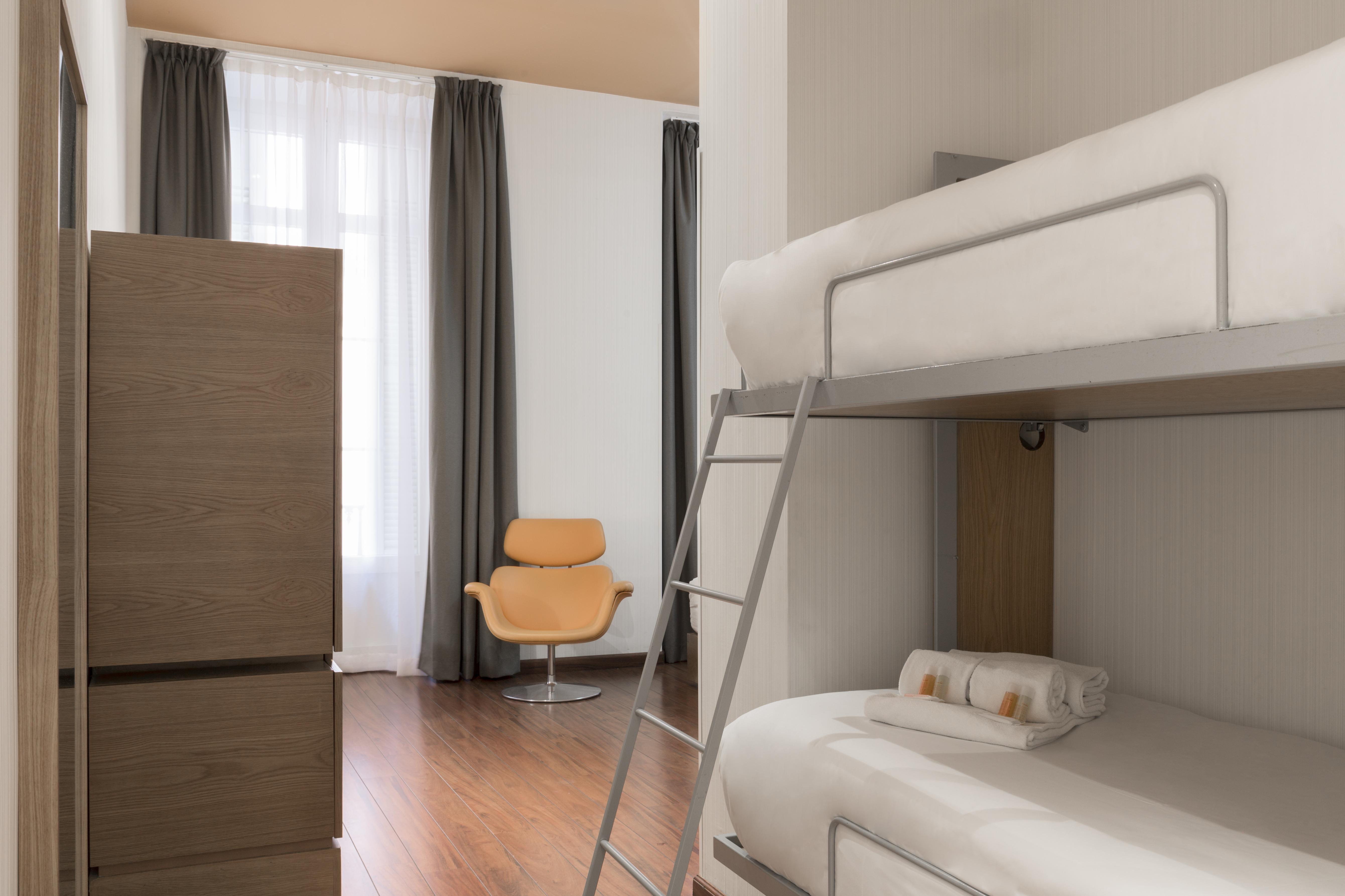 Petit Palace Plaza Malaga Ngoại thất bức ảnh