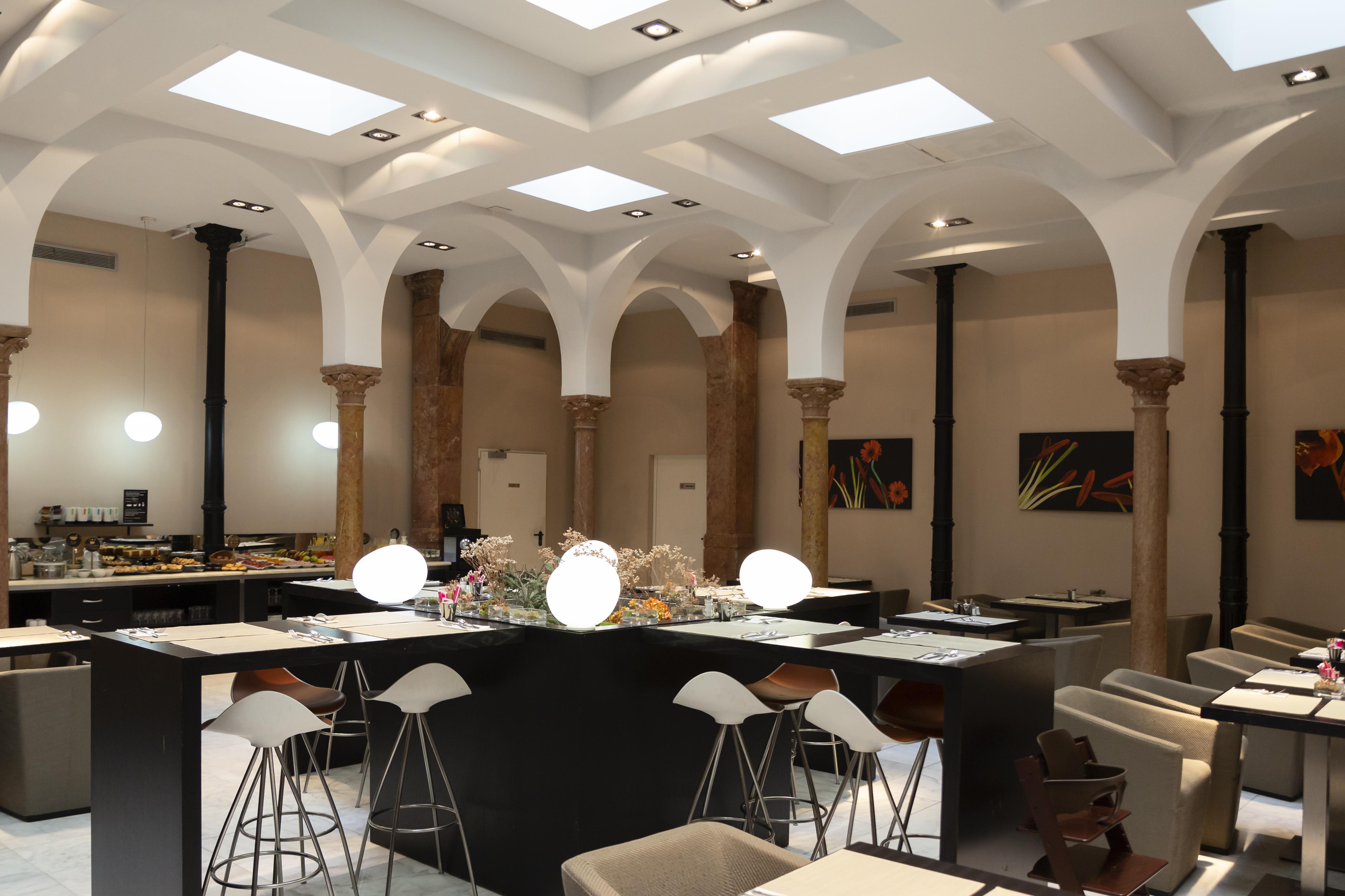 Petit Palace Plaza Malaga Ngoại thất bức ảnh