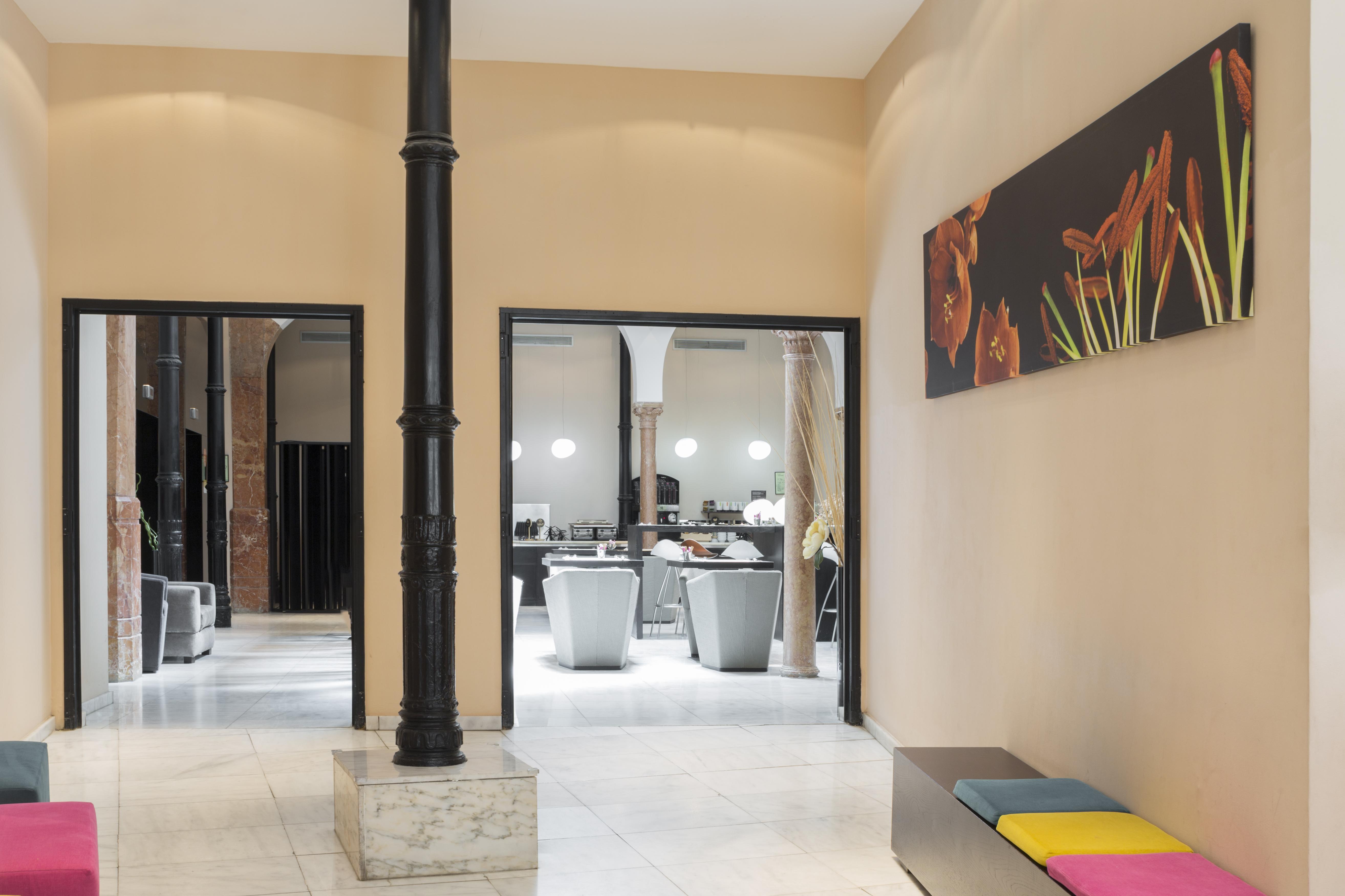 Petit Palace Plaza Malaga Ngoại thất bức ảnh