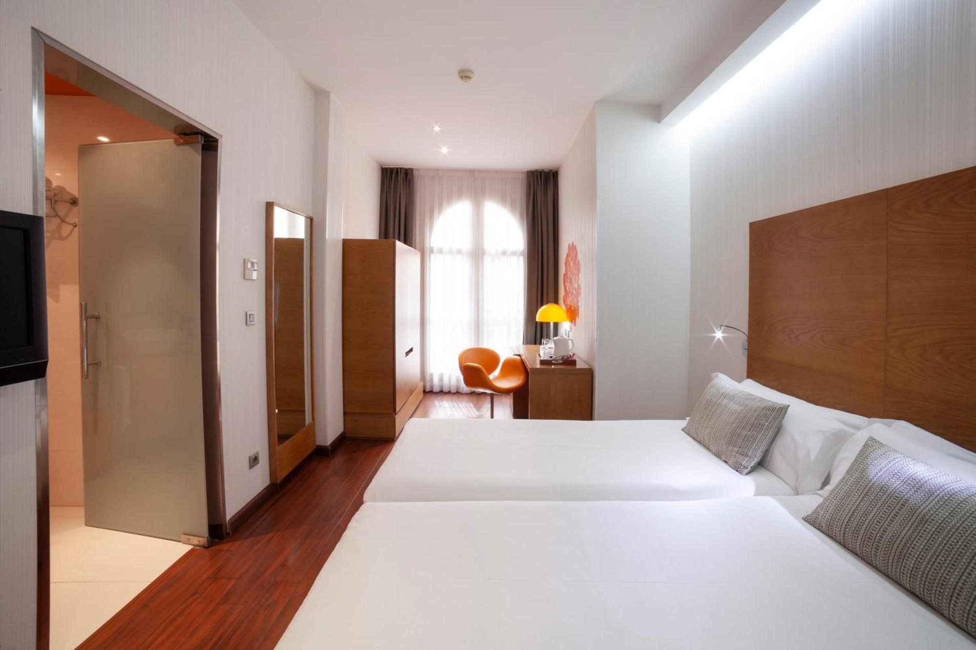 Petit Palace Plaza Malaga Ngoại thất bức ảnh